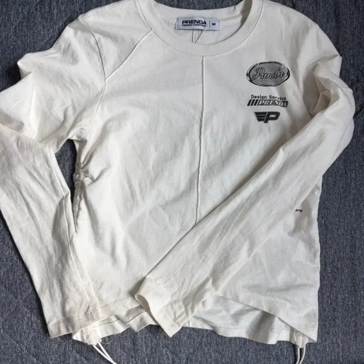 [BUNJANG] Frenuda White Long Sleeve T-Shirt M / 프렌다 흰색 롱슬리브 티 M