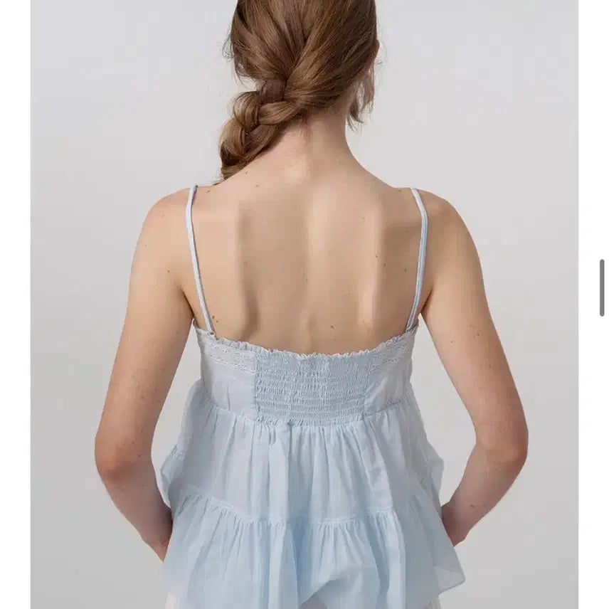 [BUNJANG] The Barnet OA Frill Sleeveless Top Free Size / 더바넷 oa 프릴 슬리브리스 탑 (새삼품, free)