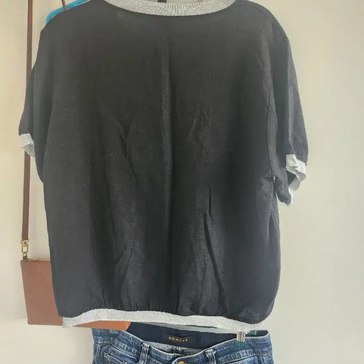 [BUNJANG] Black Printing Short Sleeve T-Shirt / 블랙 프린팅 반팔티