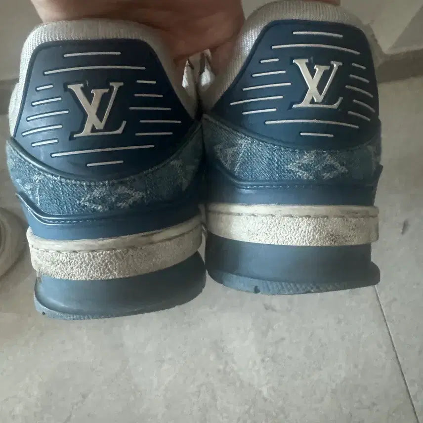 [BUNJANG] Louis Vuitton Trainer Denim Blue Sneakers Size 7 / 루이비통 트레이너 데님 블루 7
