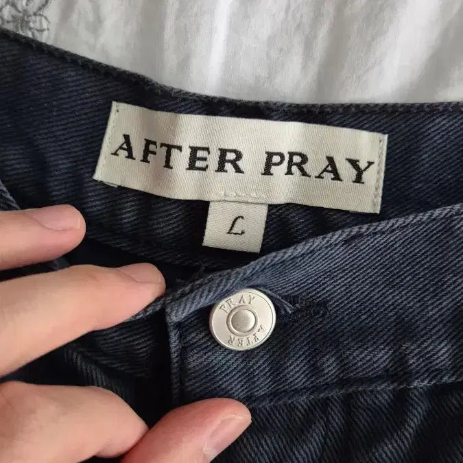 [BUNJANG] Afterpraye Dusted Regular Denim Pants Navy L / 애프터프레이 더스티드 레귤러 데님팬츠 네이비 L