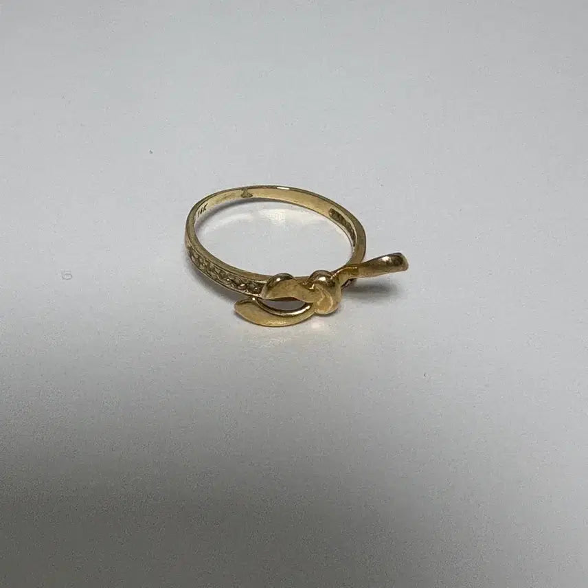 [BUNJANG] Lloyd 14K Ribbon Ring / 로이드 14k 리본 애끼 반지