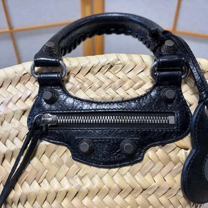 [BUNJANG] Balenciaga Medium Basket Raffia Tote Bag / 발렌시아가 미디움 바스켓 라피아 토트백