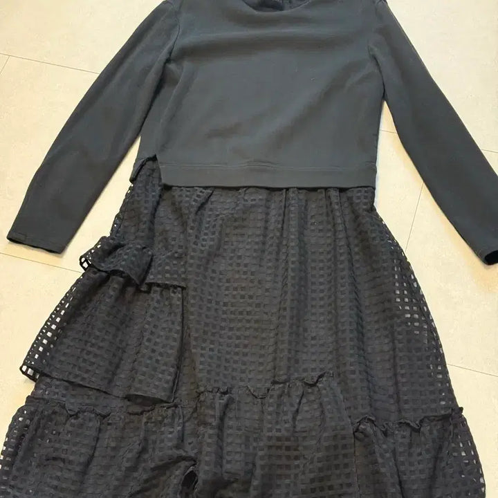 [BUNJANG] SJSJ Black Tulle Skirt Dress / 한섬 sjsj 블랙 맨투맨 티 튤 스커트 원피스