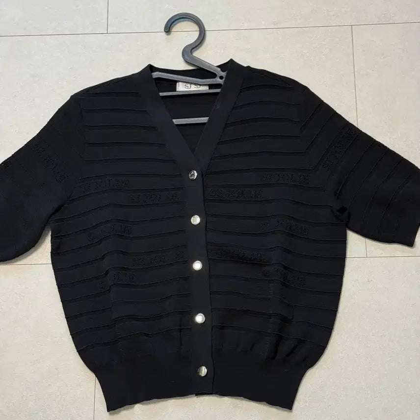 [BUNJANG] SJSJ Black Short-Sleeve Knit Cardigan / 한섬 SJSJ 블랙 반팔 니트 가디건