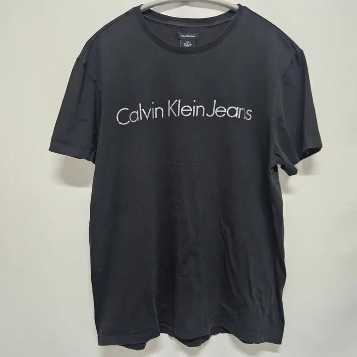 [BUNJANG] Calvin Klein Jeans Logo T-Shirt L / 캘빈클라인 진스 로고 반팔 티셔츠 L