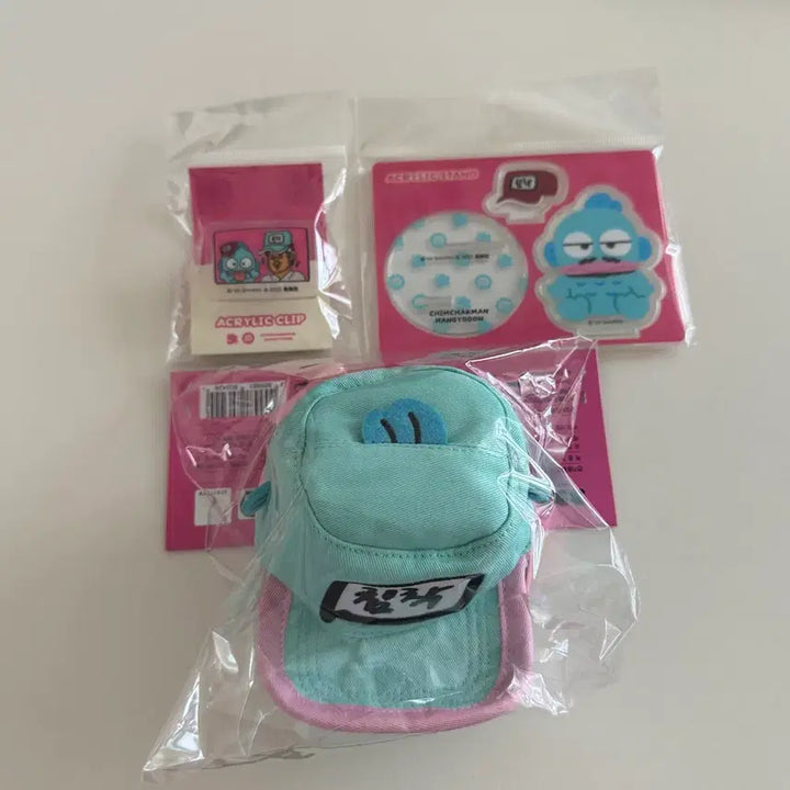 [BUNJANG] Chimkye-dong Chimchak-man Han Kyu-dong Popup Limited Acrylic Stand, Magnet, Hat, Keyring, Pouch / 침교동 침착맨 한교동 팝업 한정 아크릴 스탠드 집게 모자 키링 파우치