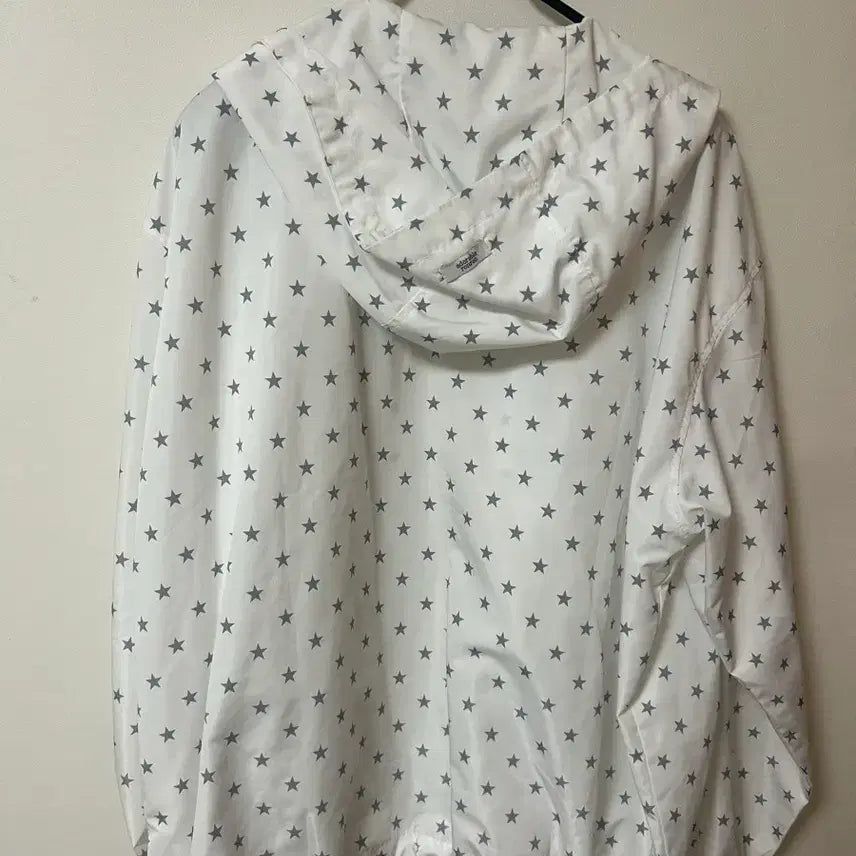 [BUNJANG] Ronron Hooded Windbreaker Jumper White Star / 론론 바람막이 HOODED WINDBREAKER JUMPER WHITE