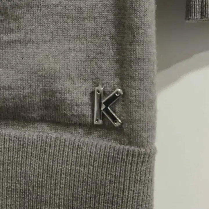 [BUNJANG] Kenzo Metal Logo Side Slit Cardigan / 85 겐조 메탈로고 옆트임 가디건 오버핏