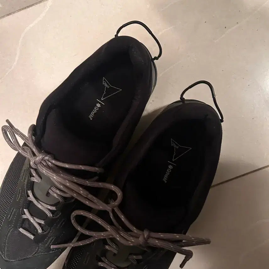 [BUNJANG] ROA Hida Low Black Hiking Shoes (Size 43/280) / ROA 로아하이킹 히다 로우 블랙 43(280)사이즈 판매