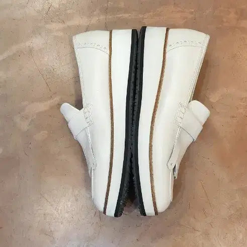 [BUNJANG] TIME White Tassel Loafers Women&