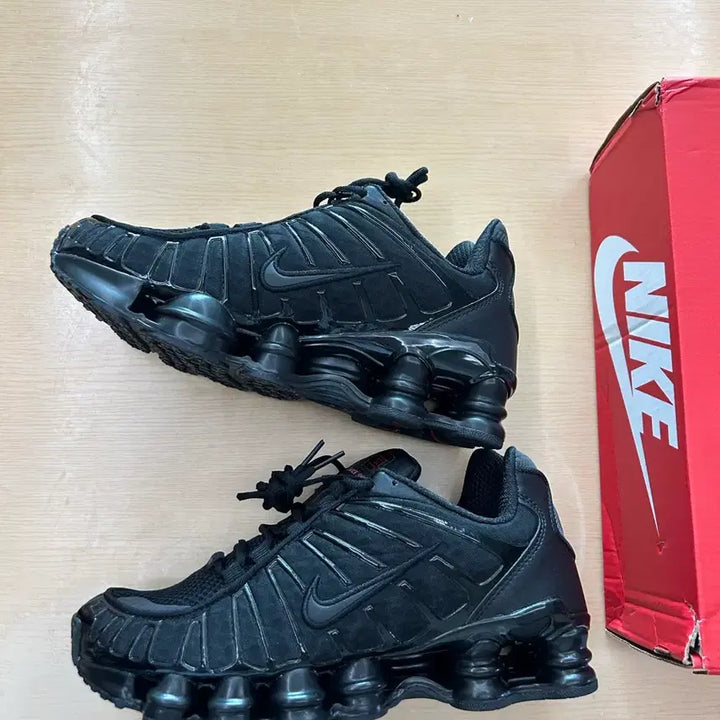 [BUNJANG] Nike Shox TL Black &amp; Max Orange Sneakers (Size 265) / (새상품) 265 나이키 샥스 TL 블랙 앤 맥스 오렌지