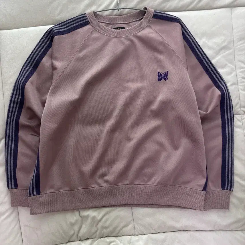 [BUNJANG] Needles Track Crewneck Poly Smooth Sweatshirt Taupe M / 니들스 트랙 크루넥 폴리 스무스 맨투맨(스웻셔츠)