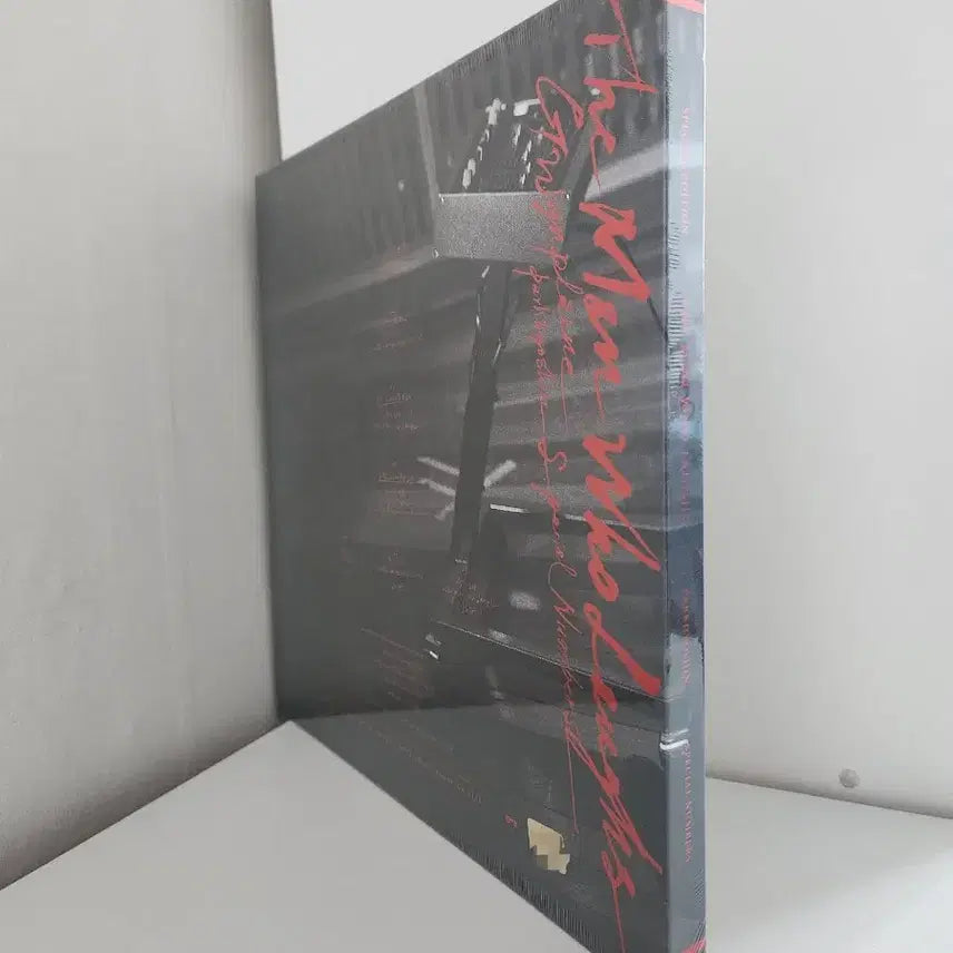 [BUNJANG] Park Hyo Shin "The Man Who Laughs" Limited Edition Special Album (Sealed) / 미개봉) 박효신 웃는남자 한정판 스페셜 앨범