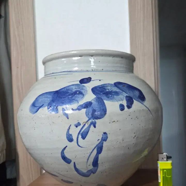 [BUNJANG] North Korean Haeju Celadon Porcelain Vase (Antique) / 북한 해주 청화 백자 도자기 (골동품)