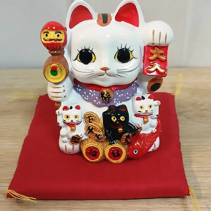 [BUNJANG] Japanese Lucky Cat and Daruma Figurine Set / 10% 할인) 새상품 일본 복고양이, 달마 장식