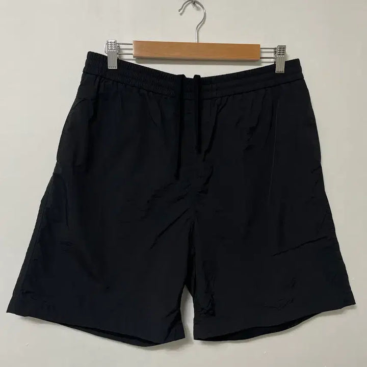 [BUNJANG] Outstanding Nylon Banding Shorts Size 32-33 / 32-33 아웃스탠딩 나일론 밴딩 반바지 정품
