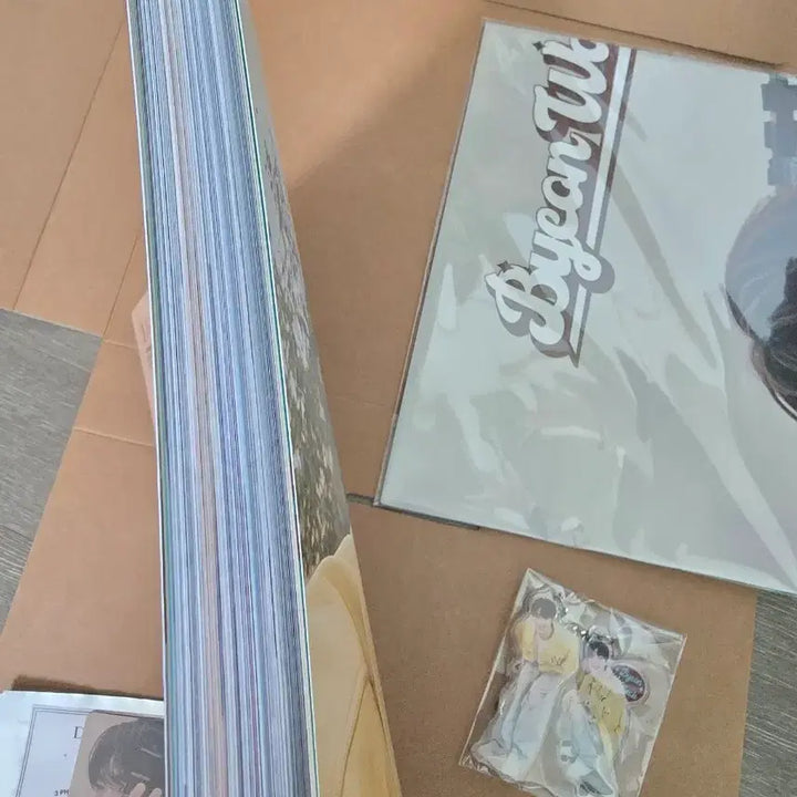 [BUNJANG] Byeon Woo Seok Dicon Vol. 23 Photobook B-Type Set (Photocards, Acrylic Keyring, Poster) / 변우석 디아이콘 B타입 화보집 / 포카 포토카드 키링 포스터