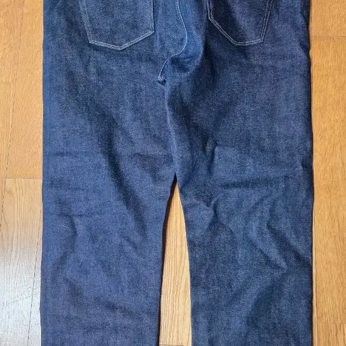 [BUNJANG] Uniqlo Slim Straight Fit Denim Jeans / 유니클로 슬림 스트레이트