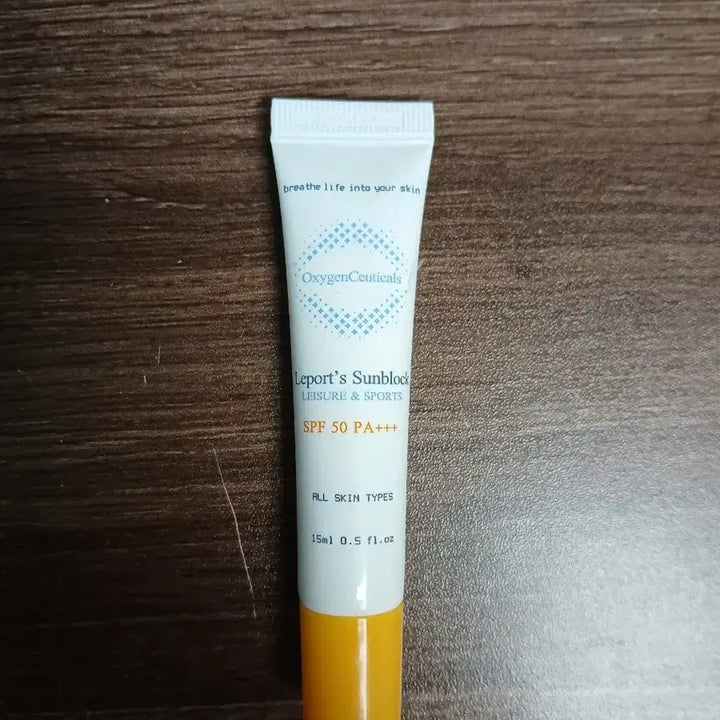 [BUNJANG] Oxygen Ceuticals Leporuty Sunblock SPF 50 PA+++ 15ml / (두달 전 구매, 실사용 한 번)옥시젠슈티컬스 레포츠 썬블록 15ml