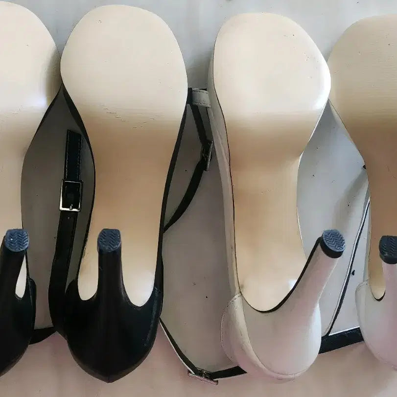 [BUNJANG] Monotoxi Strap Heel Sandals (Set of 2) / 스트랩 힐 샌들 2개(새상품)