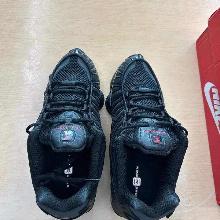 [BUNJANG] Nike Shox TL Black &amp; Max Orange Sneakers (260) / (새상품) 260 나이키 샥스 TL 블랙 앤 맥스 오렌지