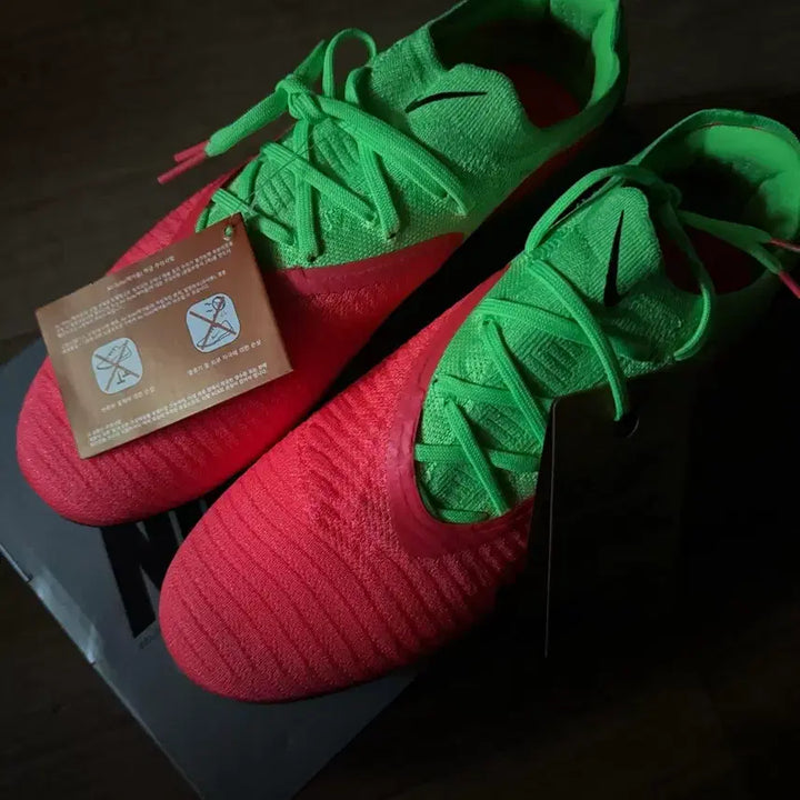 [BUNJANG] Nike Phantom 6 Elite Haaland FG Soccer Cleats (275mm) / 나이키 팬텀 6 축구화 275 홀란드 새상품 풀박스