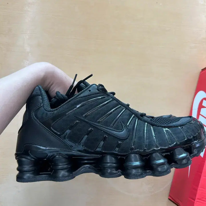 [BUNJANG] Nike Shox TL Black and Max Orange (270) / (새상품) 270 나이키 샥스 TL 블랙 앤 맥스 오렌지