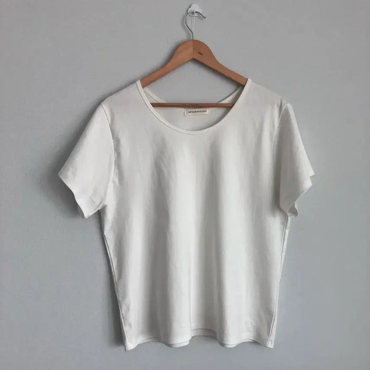 [BUNJANG] By Jeonghwa U-Neck Short Sleeve T-Shirt / 바이정화 제작 유넥 반팔티
