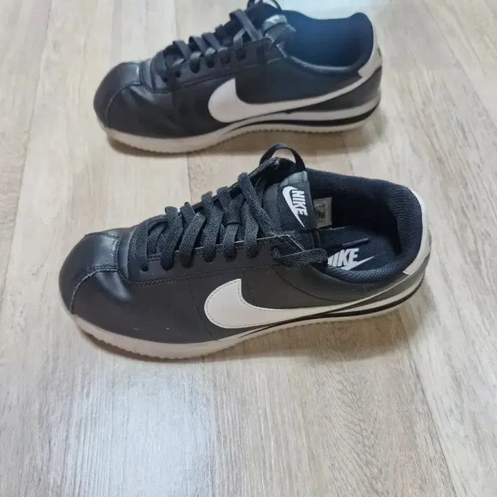 [BUNJANG] Nike Cortez Sneakers (Size 255) / 나이키 코르테즈(255)