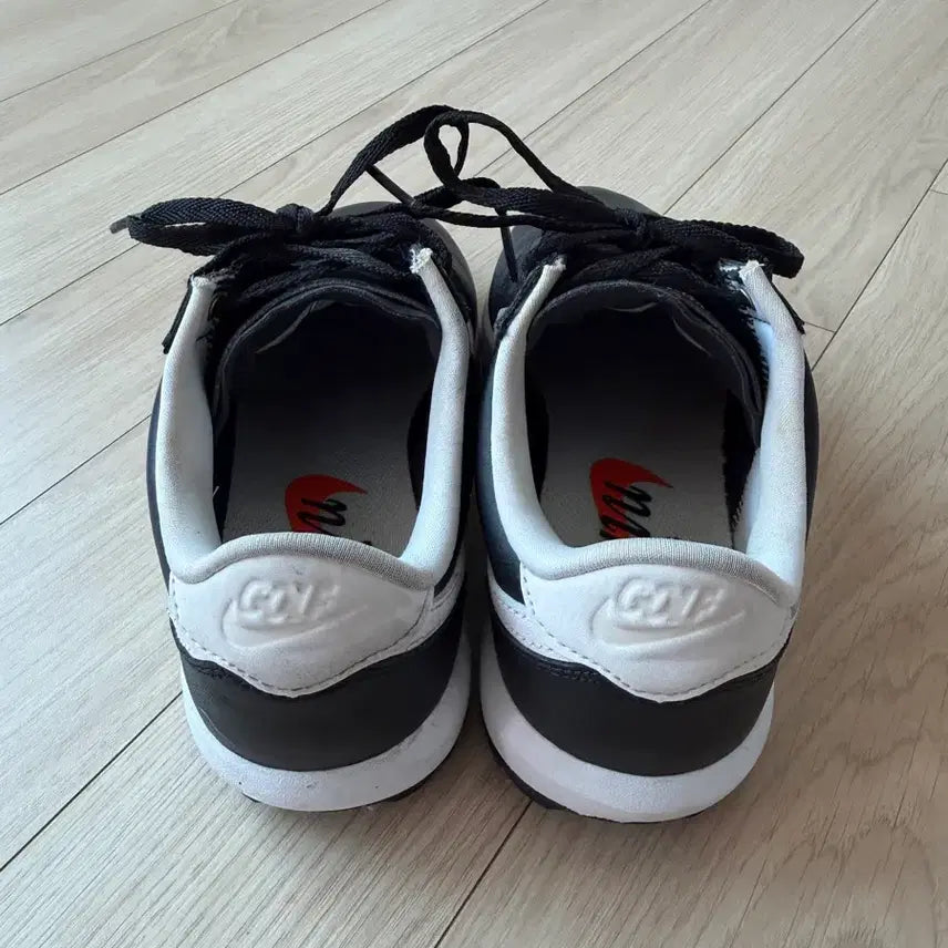 [BUNJANG] Nike Golf Swoosh Shoes Black White 225 / 나이키골프 블랙 화이트 스우시 225