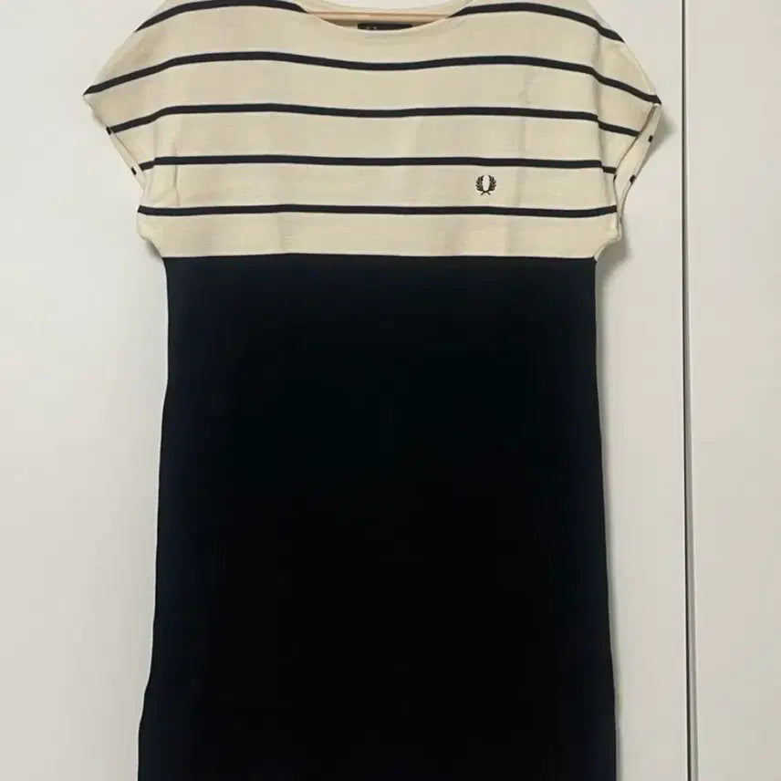 [BUNJANG] Fred Perry Knit Dress / 프레드페리 니트 원피스