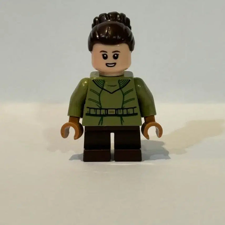 [BUNJANG] LEGO Star Wars Minifigure - Leia Organa / 레이아 영 레고 스타워즈 미니피규어