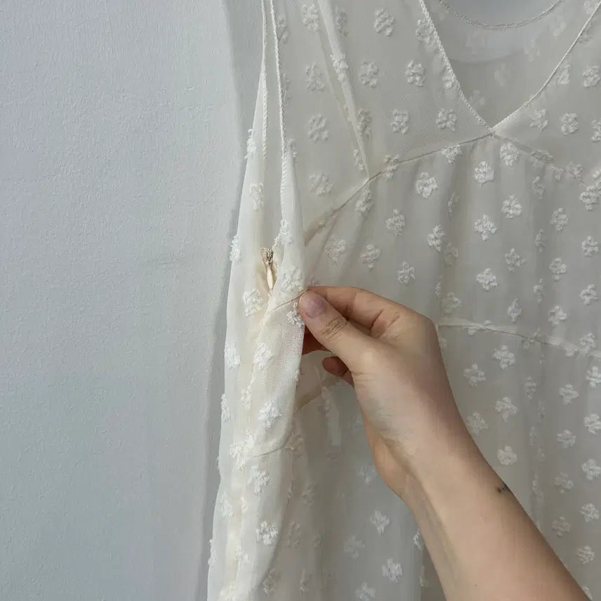 [BUNJANG] White Floral Layered Dress / 화이트 플로럴 레이어드 원피스
