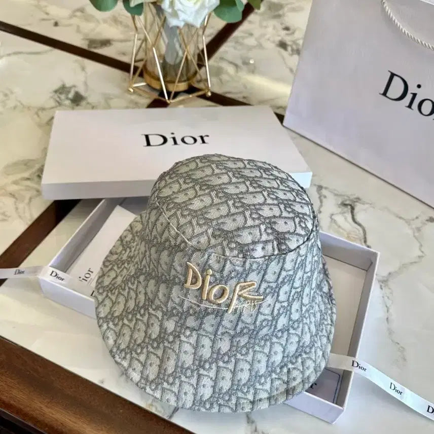 [BUNJANG] Dior Monogram Bucket Hat / 디올 모자