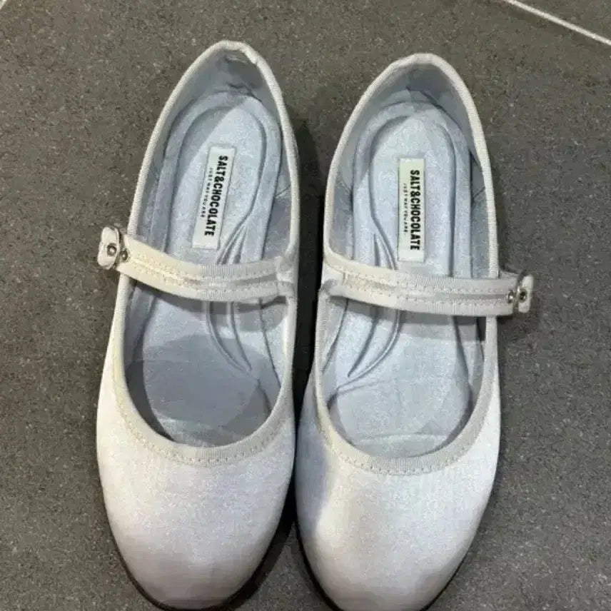 [BUNJANG] Salt &amp; Chocolate Mary Jane Flat Shoes / 솔트앤초콜릿 메리제인 플랫 슈즈
