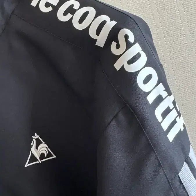 [BUNJANG] Le Coq Sportif Windbreaker Jacket L (Size 100) / 르꼬끄스포르티브 바람막이 L 100사이즈