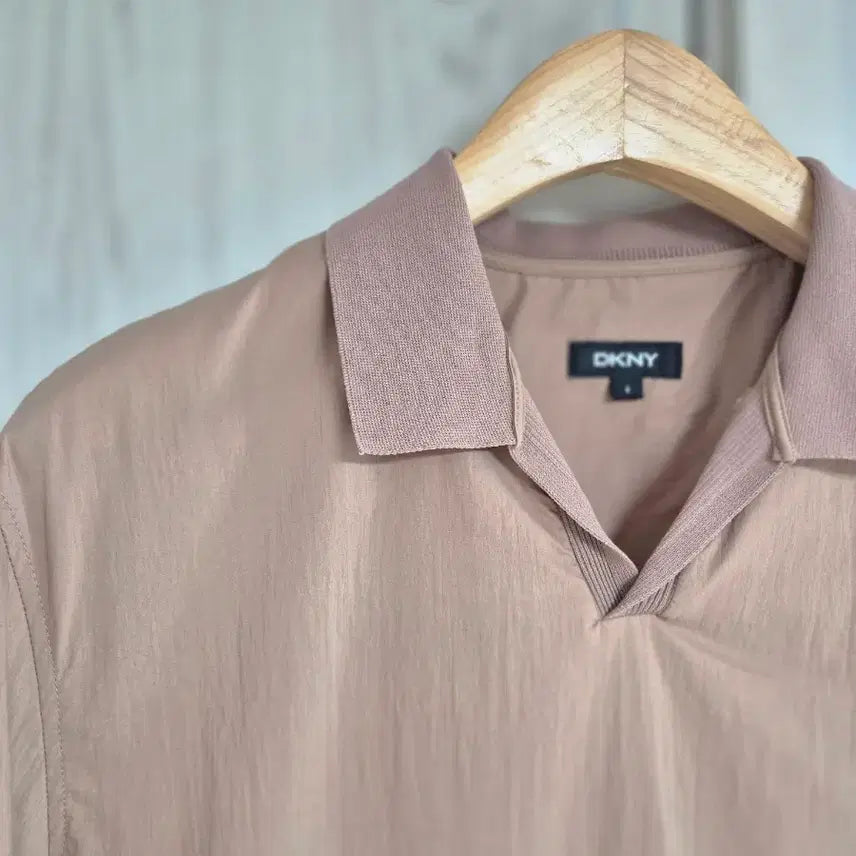 [BUNJANG] DKNY Stretch Woven PK Collar T-Shirt Beige Size 95 / DKNY 스트레치 우븐 PK 카라 티셔츠 95