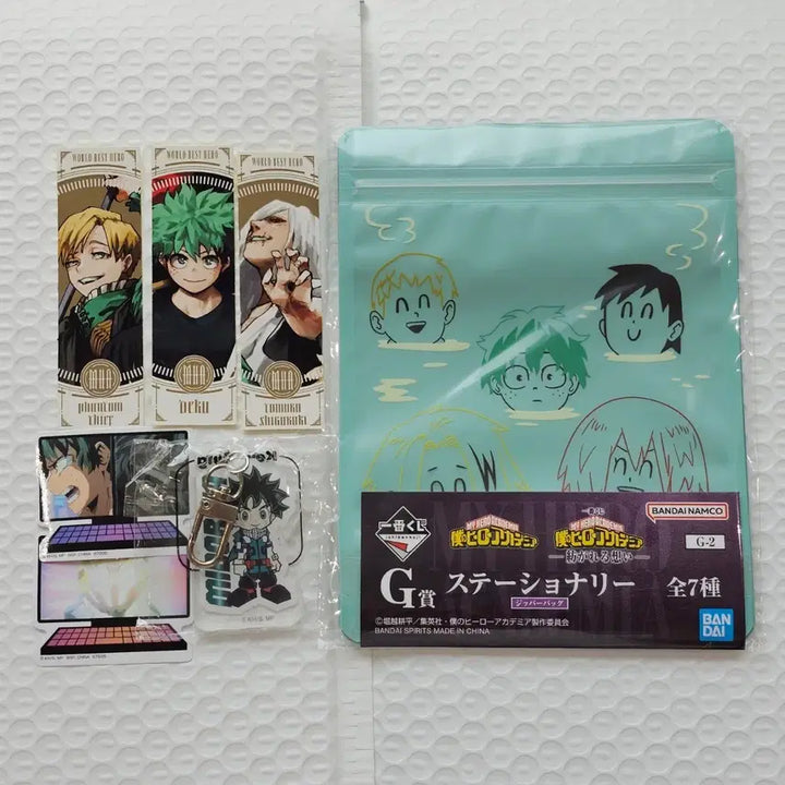 [BUNJANG] Izuku Midoriya Acrylic Keychain, 10 Girls Sticker, Zipper Bag Set / 미도리야 이즈쿠 아크릴 키링 십걸 스티커 지퍼백 히로아카 나히아