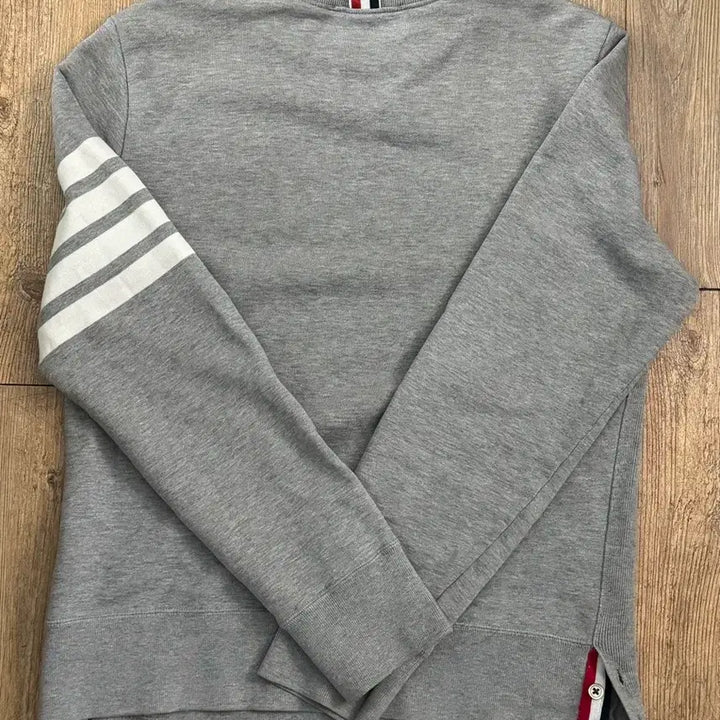 [BUNJANG] Thom Browne 4-Bar Sweatshirt Grey Size 1 / 톰브라운 4선 맨투맨 그레이 1사이즈
