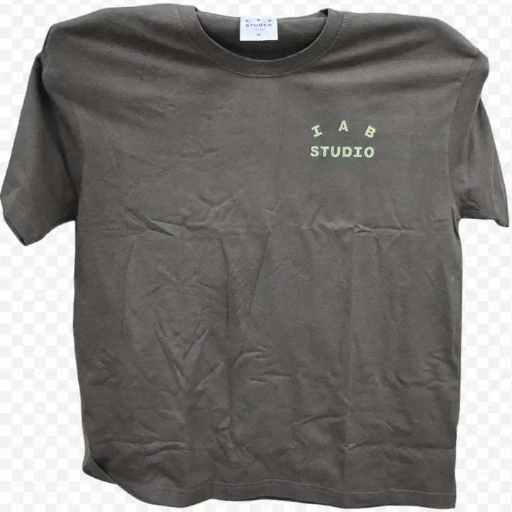 [BUNJANG] IAB Studio Logo Graphic T-Shirt Khaki / IAB 스튜디오 티셔츠 카키색 새거