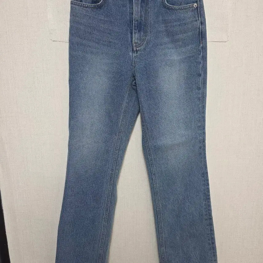[BUNJANG] ADLV Acmedlabs Bootcut Jeans Light Blue Size 1 / ADLV 아크메드라비 청바지 데님 1사이즈