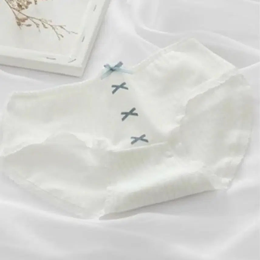 [BUNJANG] Lovely 5-Piece Panty Set / 서비스 2개 | 애장템 러블리 5종 팬티 세트