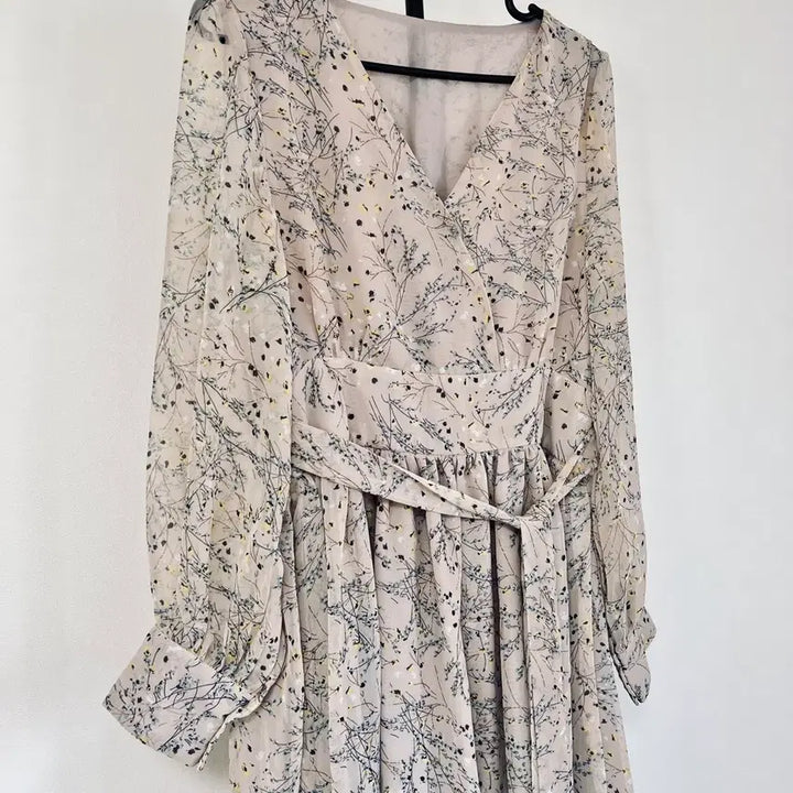 [BUNJANG] Chiffon Flower Long Dress / 쉬폰 플라워 롱 원피스