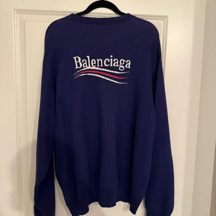 [BUNJANG] Balenciaga Navy Logo Knit / 발렌시아가 네이비 로고 니트