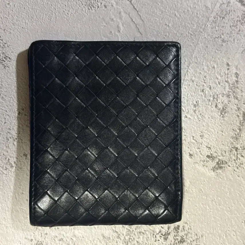 [BUNJANG] Bottega Veneta Intrecciato Bi-fold Wallet Black / 보테가 인트레치아토 반지갑 블랙