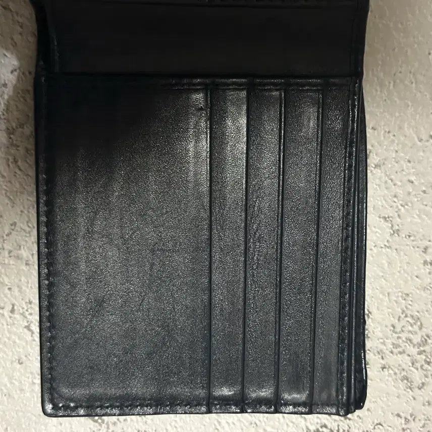 [BUNJANG] Bottega Veneta Intrecciato Bi-fold Wallet Black / 보테가 인트레치아토 반지갑 블랙