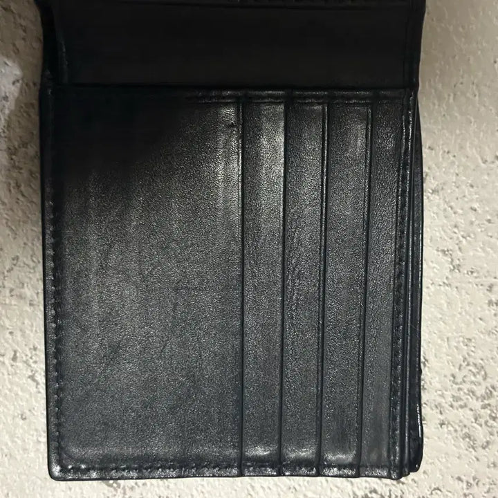 [BUNJANG] Bottega Veneta Intrecciato Bi-fold Wallet Black / 보테가 인트레치아토 반지갑 블랙