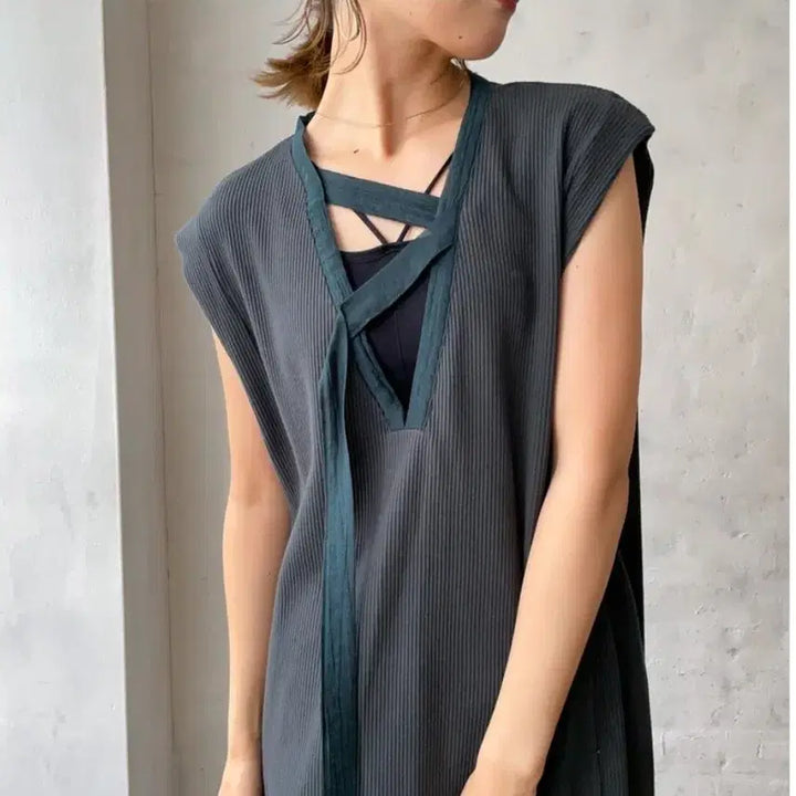 [BUNJANG] Strap Long Dress + Loose Fit T-shirt Set / 스트랩롱원피스+루즈핏티셔츠