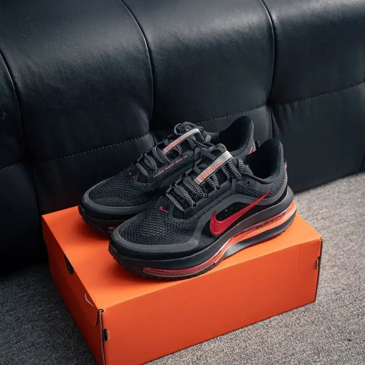 [BUNJANG] Nike Sneakers Black/Red Size 265 / 나이키 운동화 검정/빨강 박스포함  사이즈265